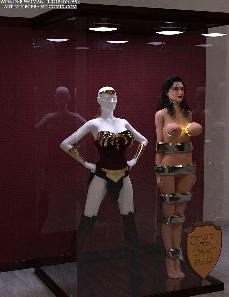 Wonder Woman Trophy Case 2016 GG Version